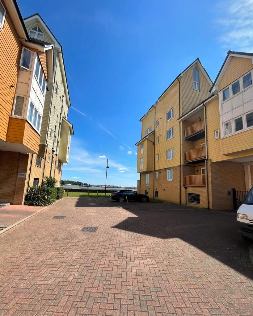 448000755_17849236995226606_2114324917994892573_n